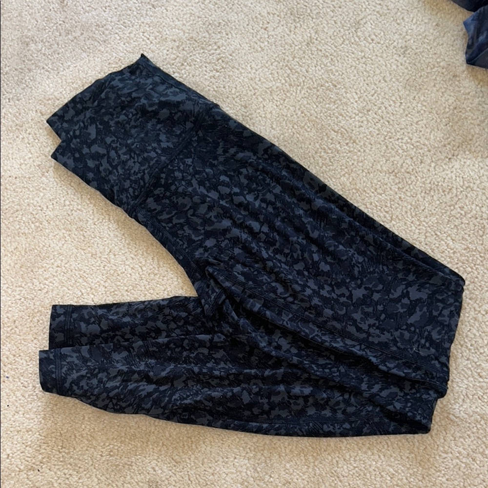 Lululemon Black Patterned Leggings